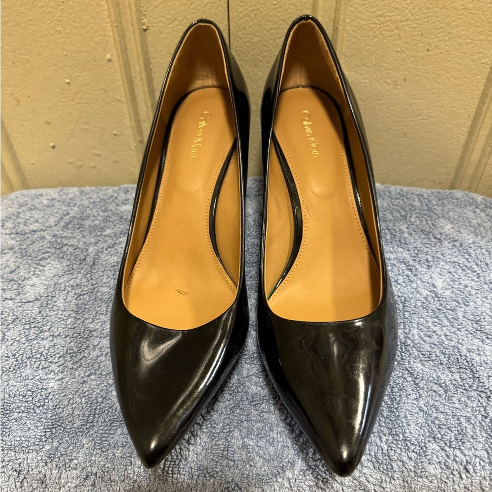 Calvin Klein Elegant Black Women's Pumps - Picture 7 of 8